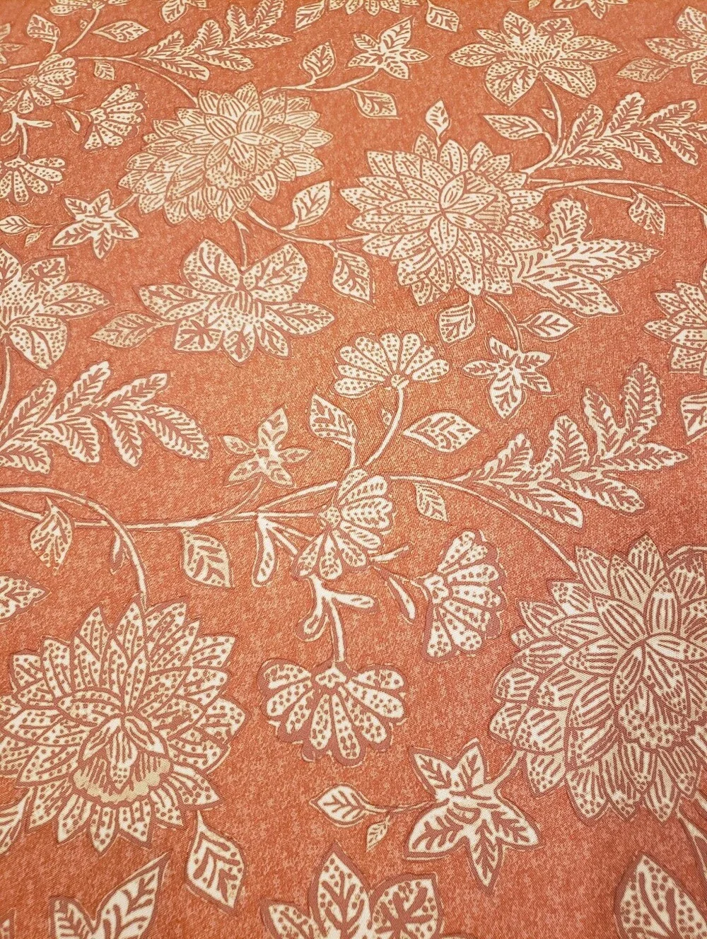 Teracotta w Cream Floral Pattern Tablecloth